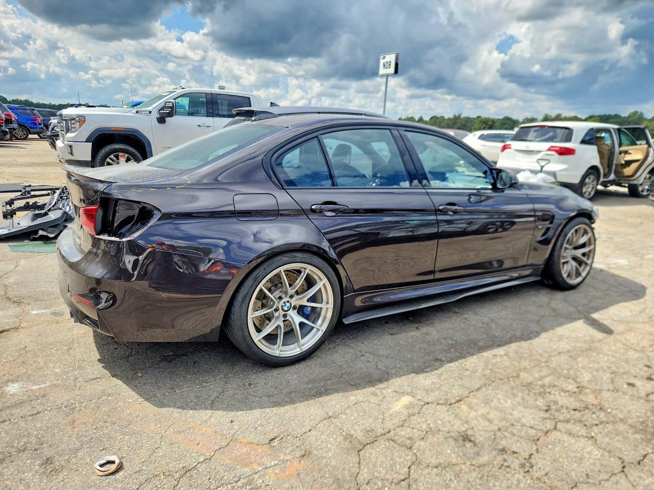 2017 BMW M3 - zdjęcie 3