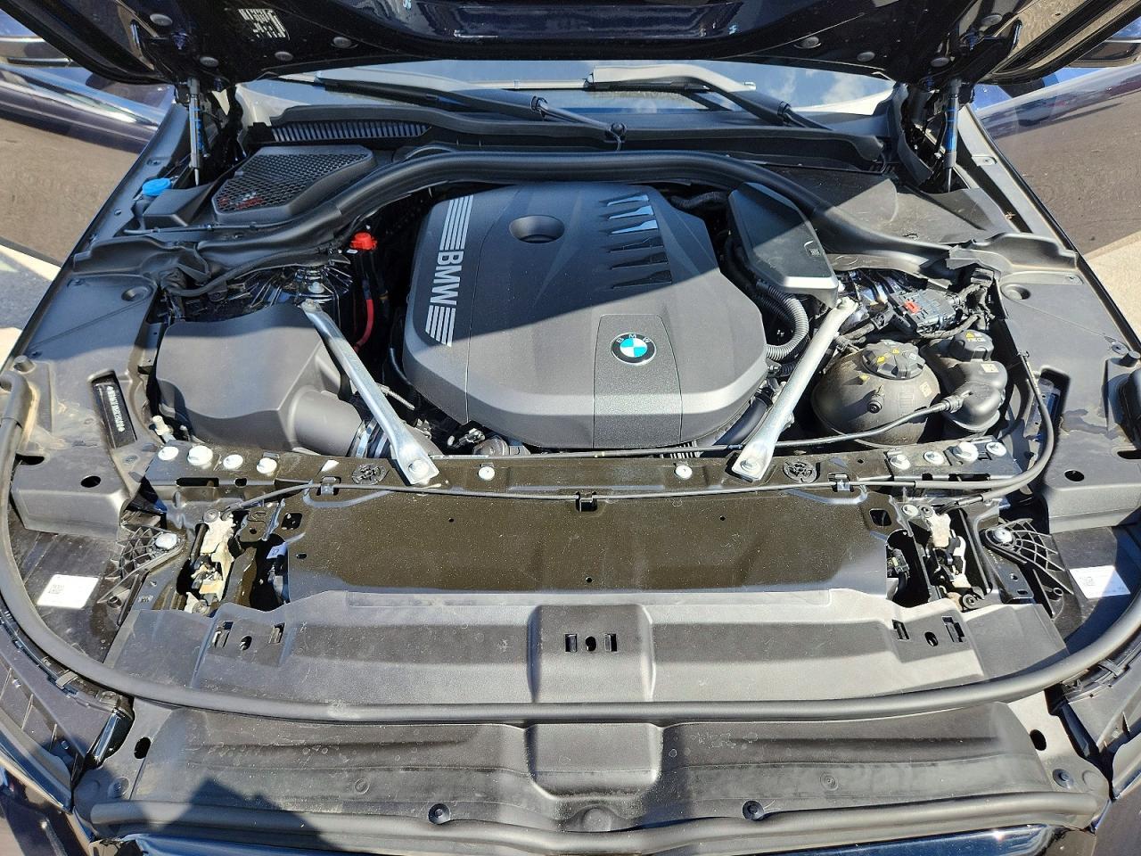 2025 BMW Seria 5 540i - zdjęcie 11