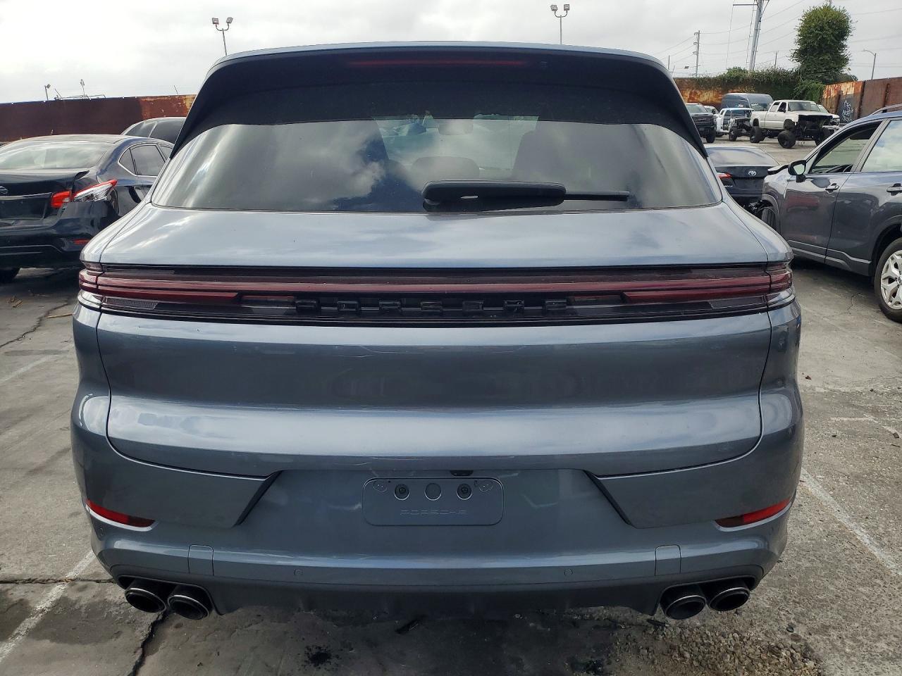 2026 Porsche Cayenne - zdjęcie 6