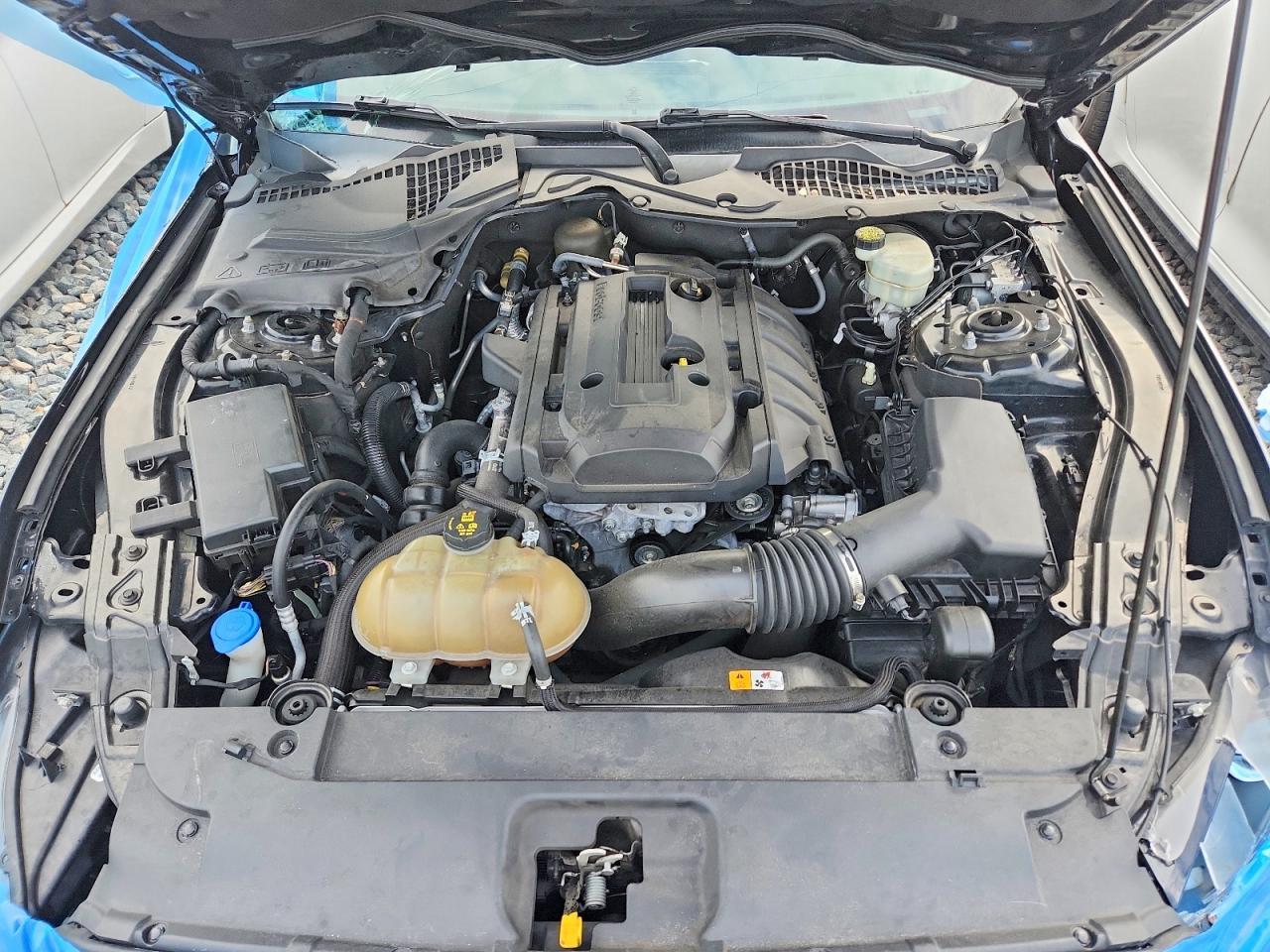 2016 Ford Mustang - zdjęcie 11