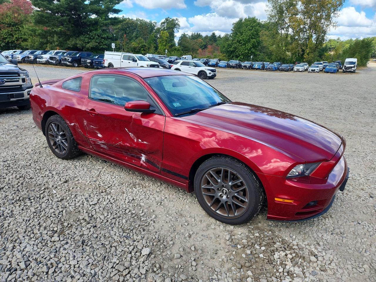 2014 Ford Mustang V6 Coupe - zdjęcie 4