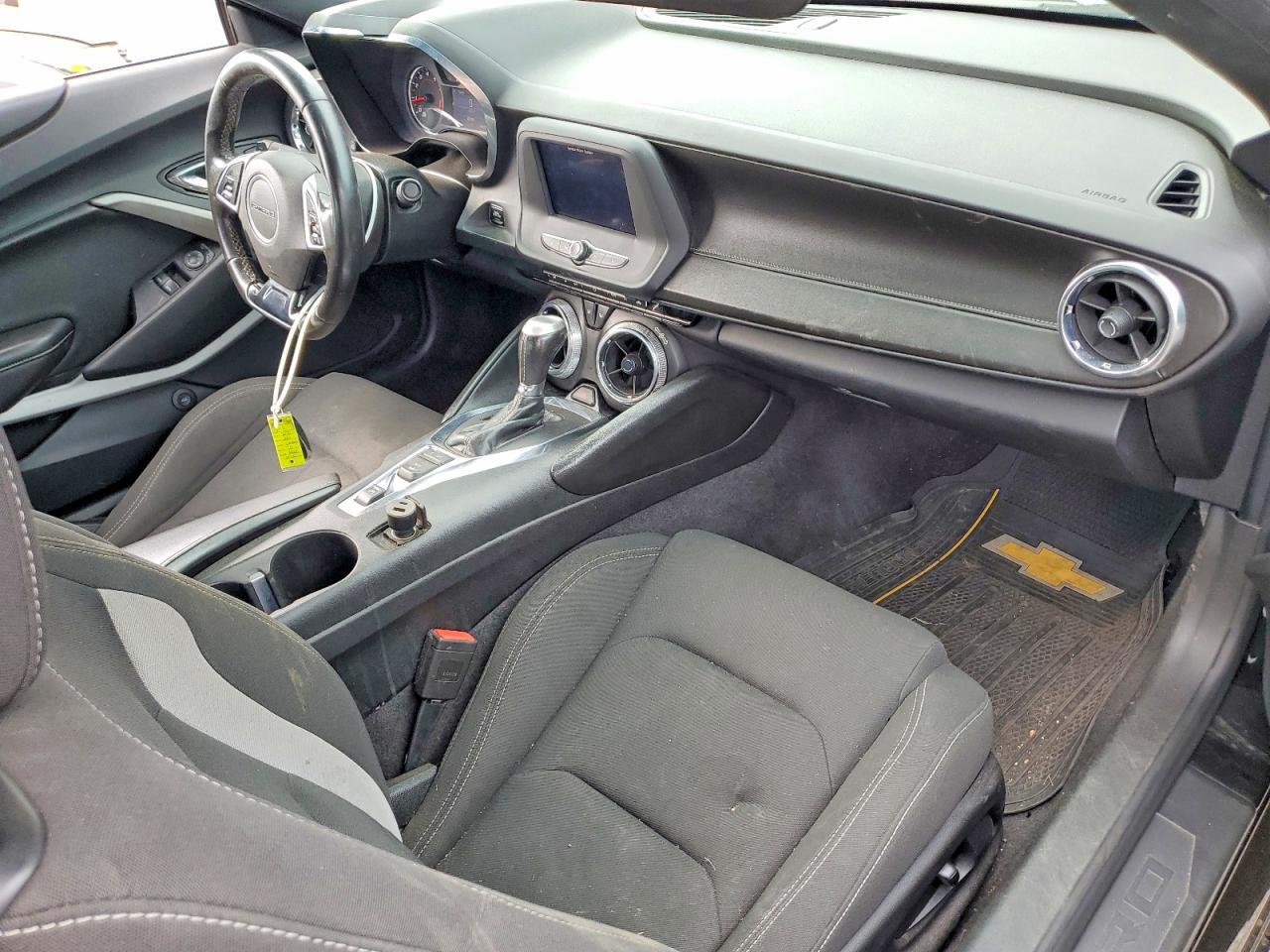 2020 Chevrolet Camaro Ls - zdjęcie 8