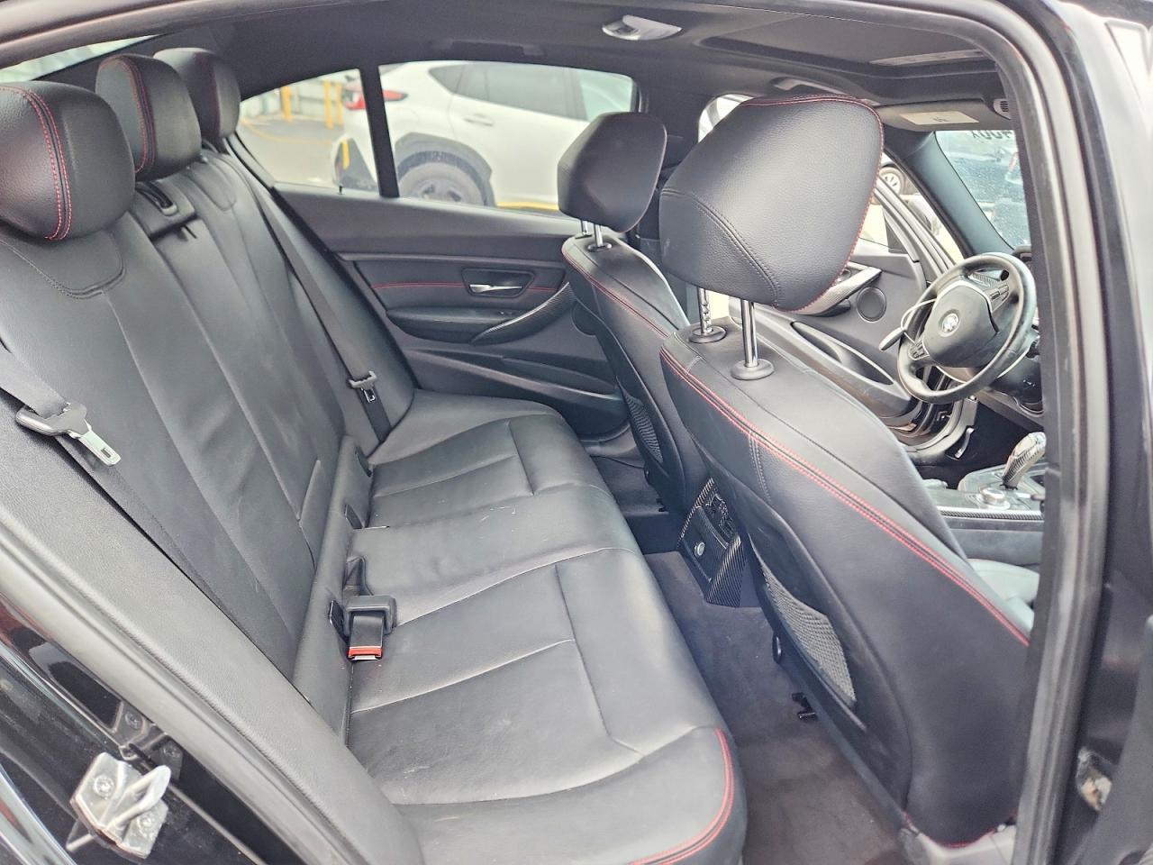 2013 BMW 328 I - zdjęcie 10