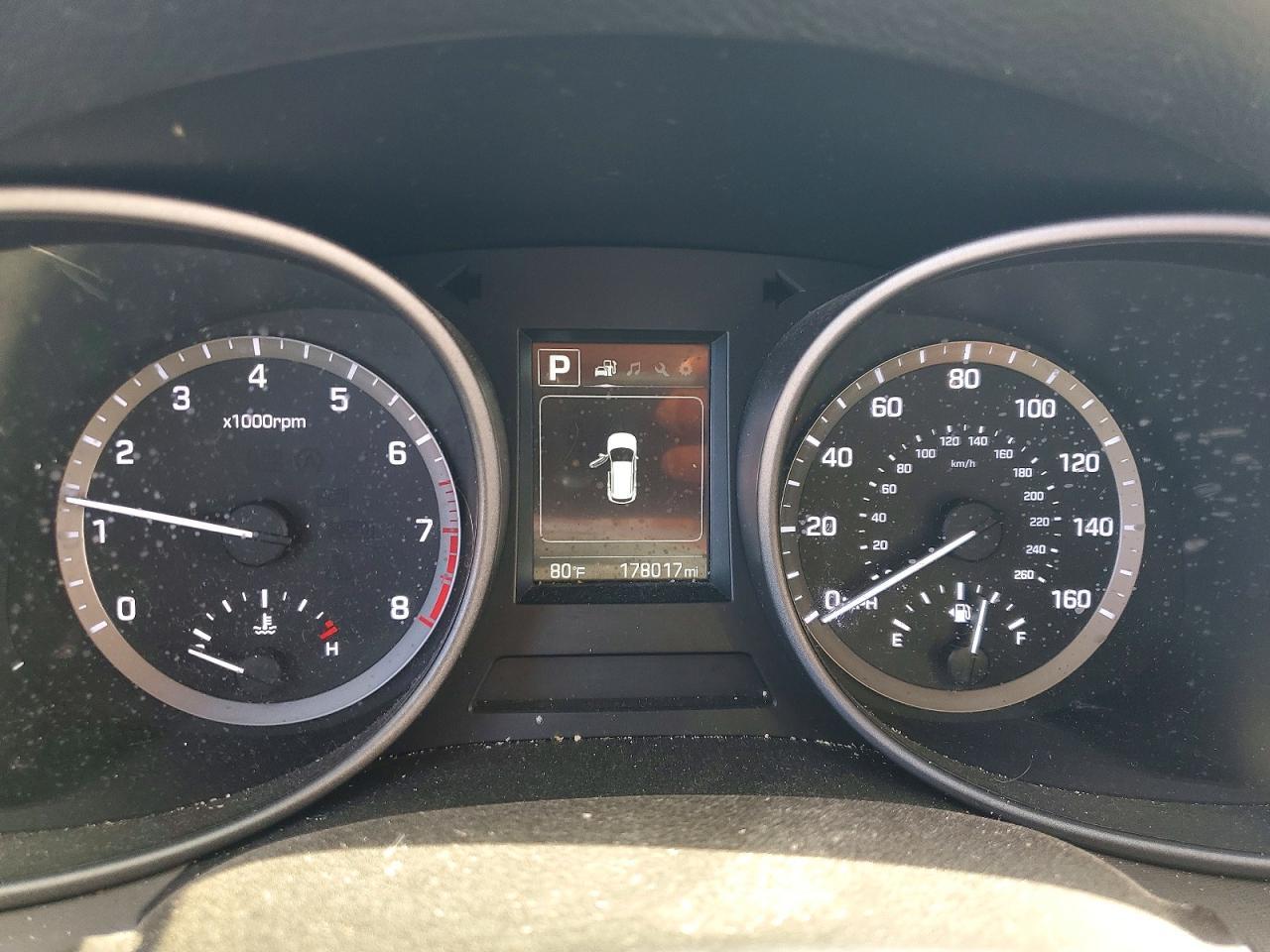 2017 Hyundai Santa Fe Sport 2.4L - zdjęcie 9