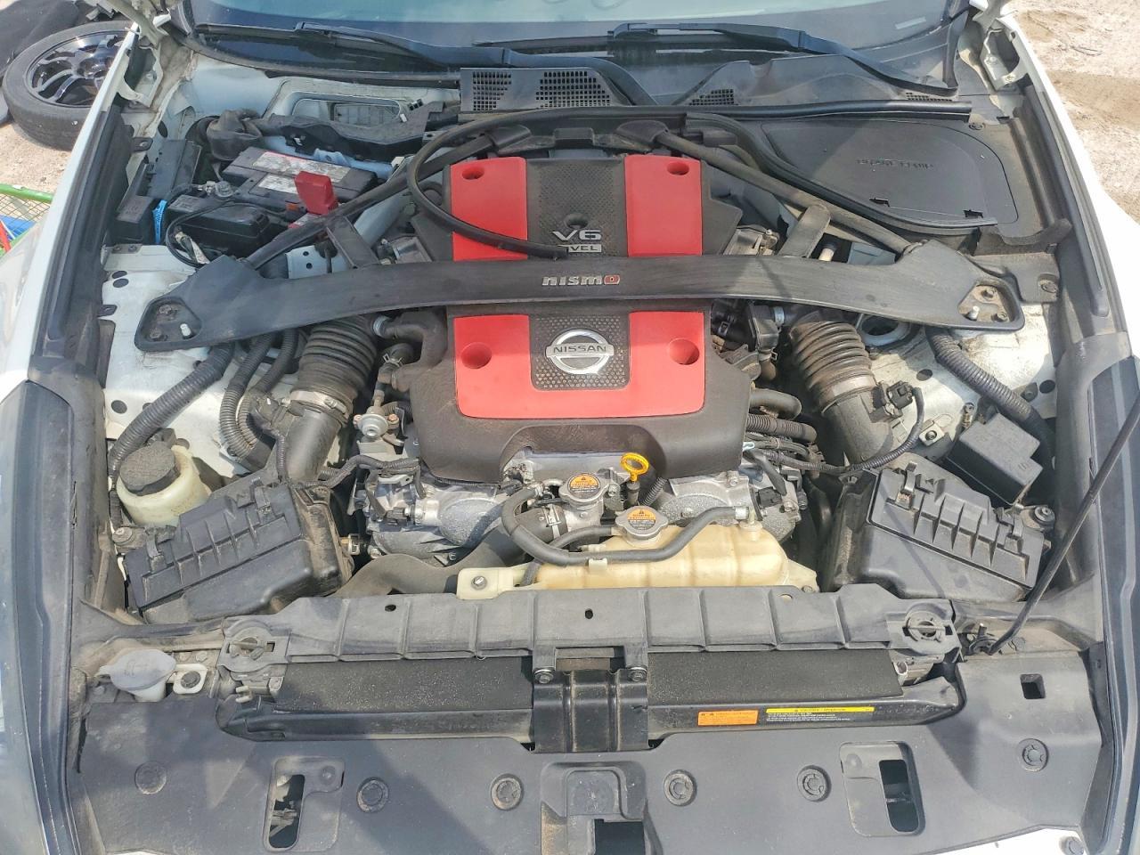 2016 Nissan 370Z Nismo Tech - zdjęcie 11