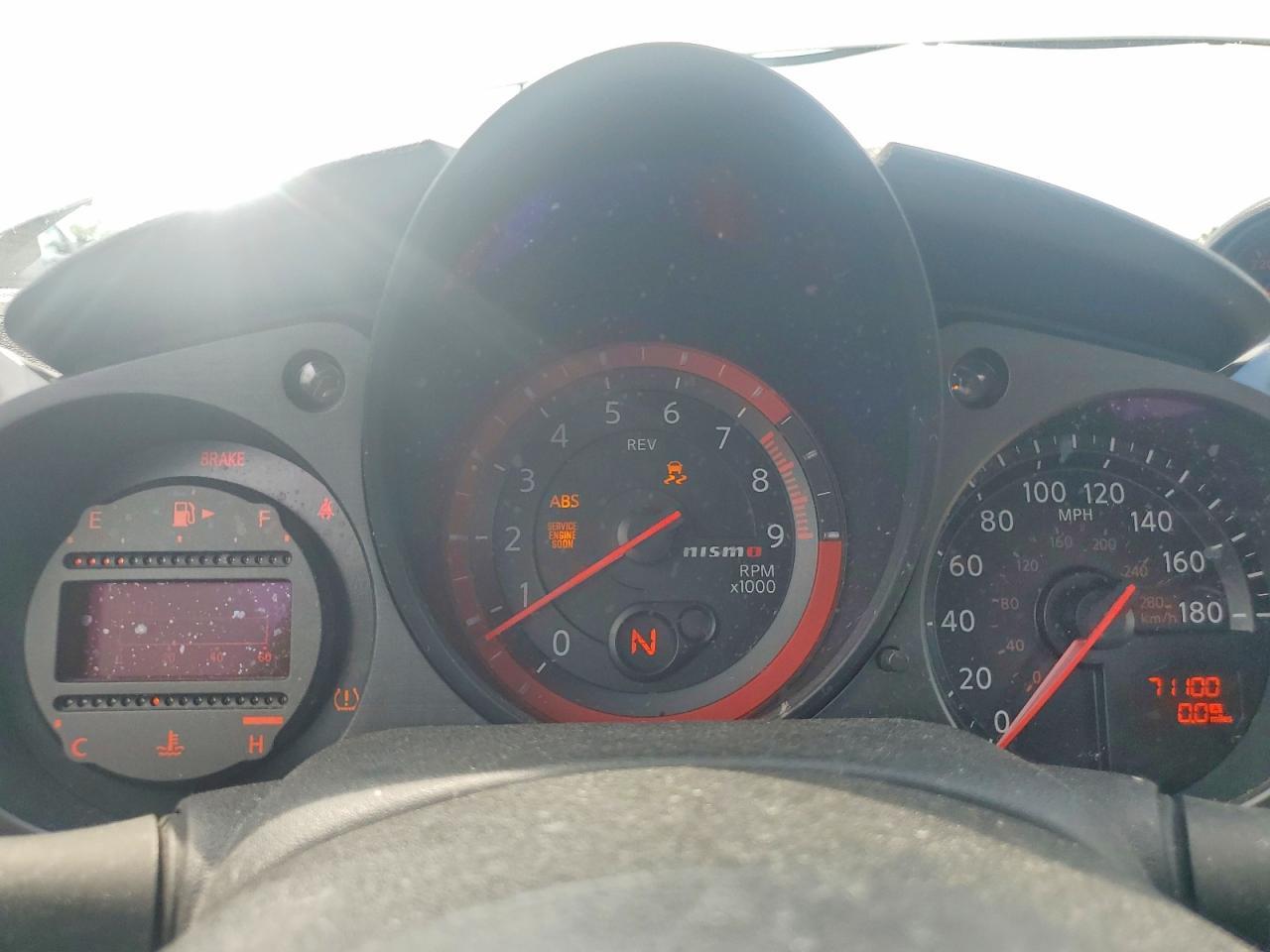 2016 Nissan 370Z Nismo Tech - zdjęcie 9