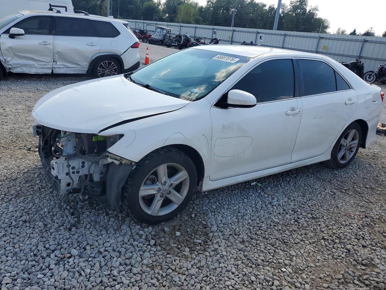 2026 Toyota Camry Se - zdjęcie główne