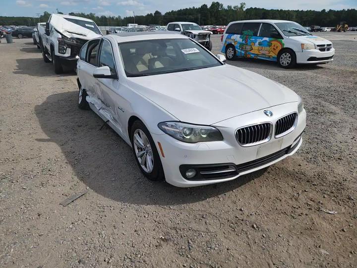 2015 BMW Seria 5 528i - zdjęcie 13