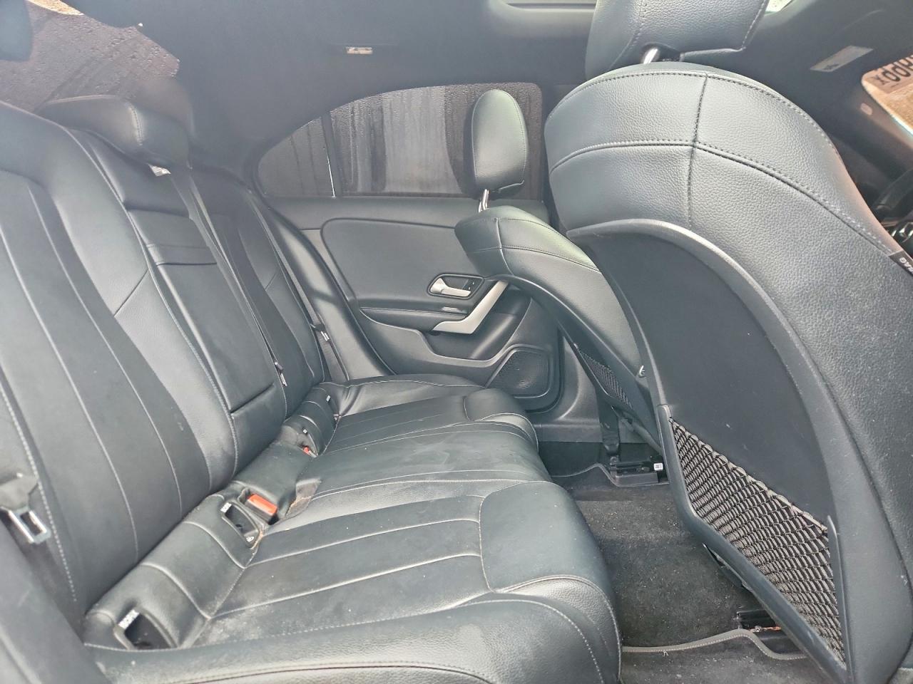 2021 Mercedes-Benz A 220 4Matic - zdjęcie 10