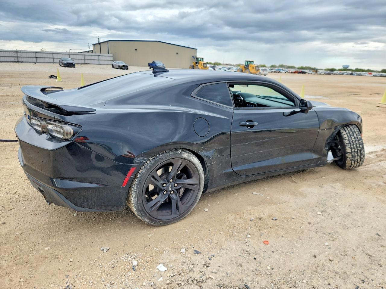 2022 Chevrolet Camaro Lt1 - zdjęcie 3