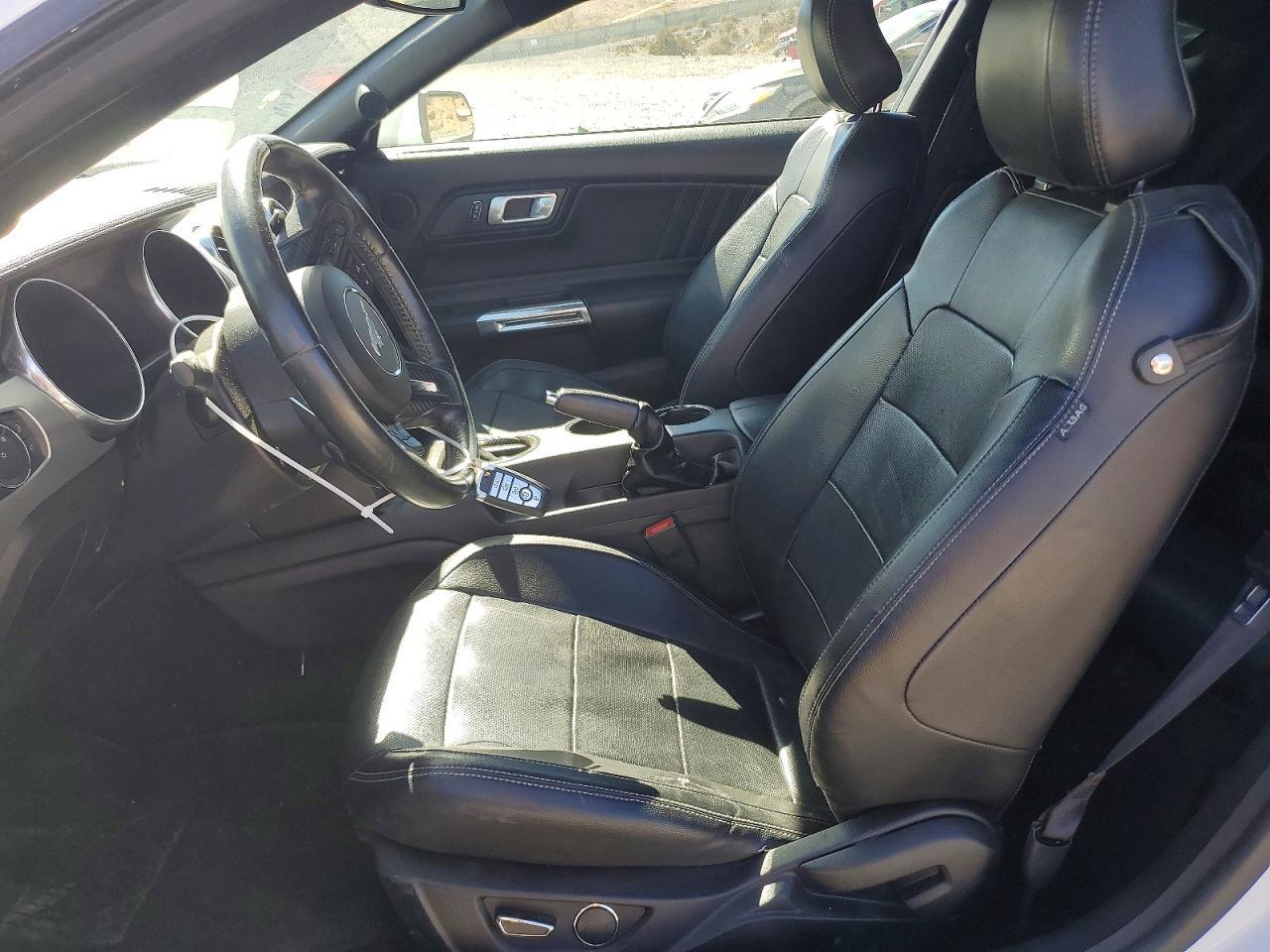 2018 Ford Mustang - zdjęcie 7