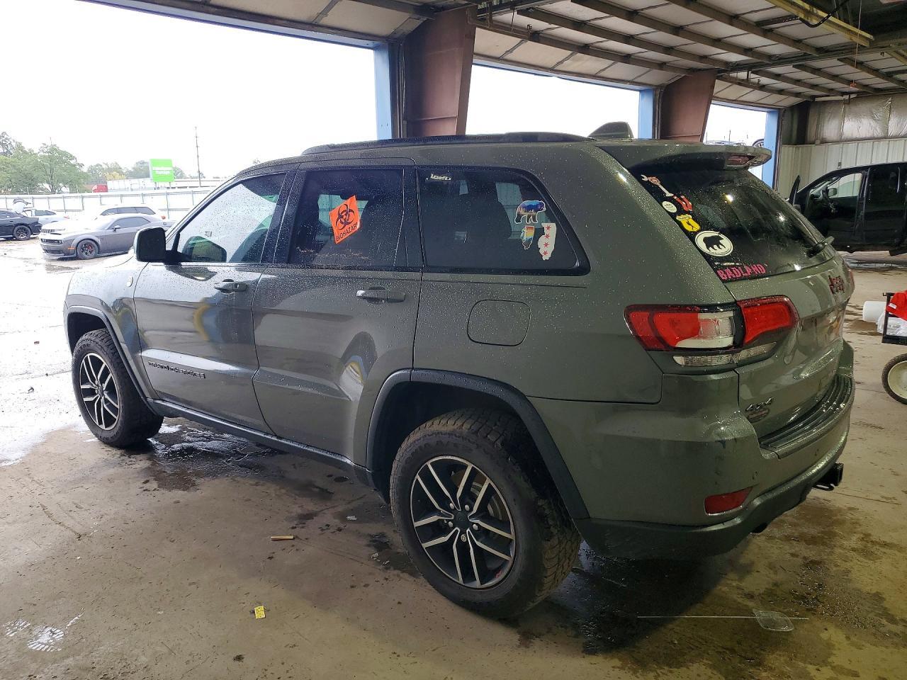 2020 Jeep Grand Cherokee Trailhawk - zdjęcie 2