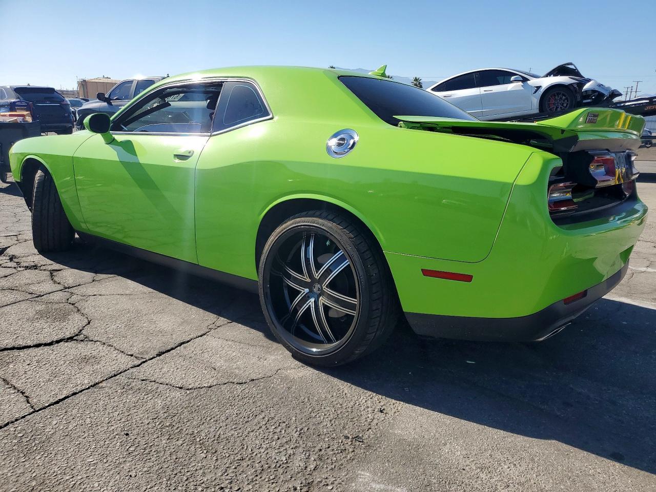2019 Dodge Challenger Sxt - zdjęcie 2