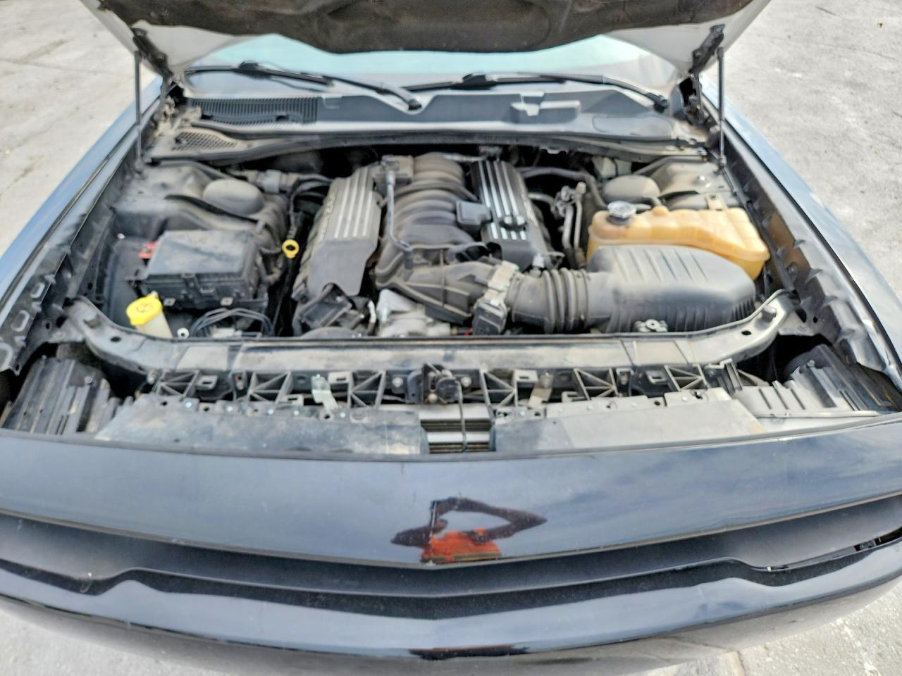 2016 Dodge Challenger Srt 392 - zdjęcie 11