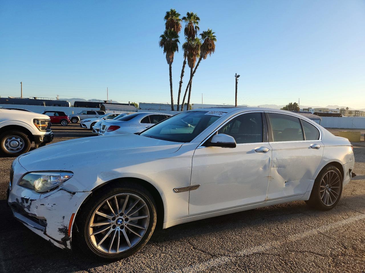 2015 BMW 740 - zdjęcie główne