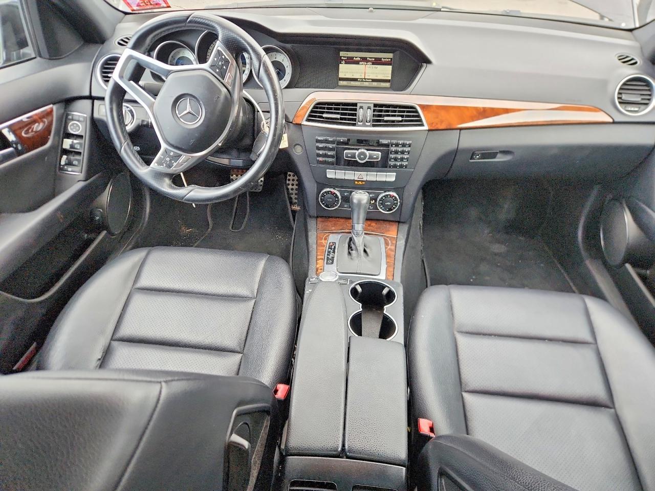 2013 Mercedes-Benz C 300 4Matic - zdjęcie 8