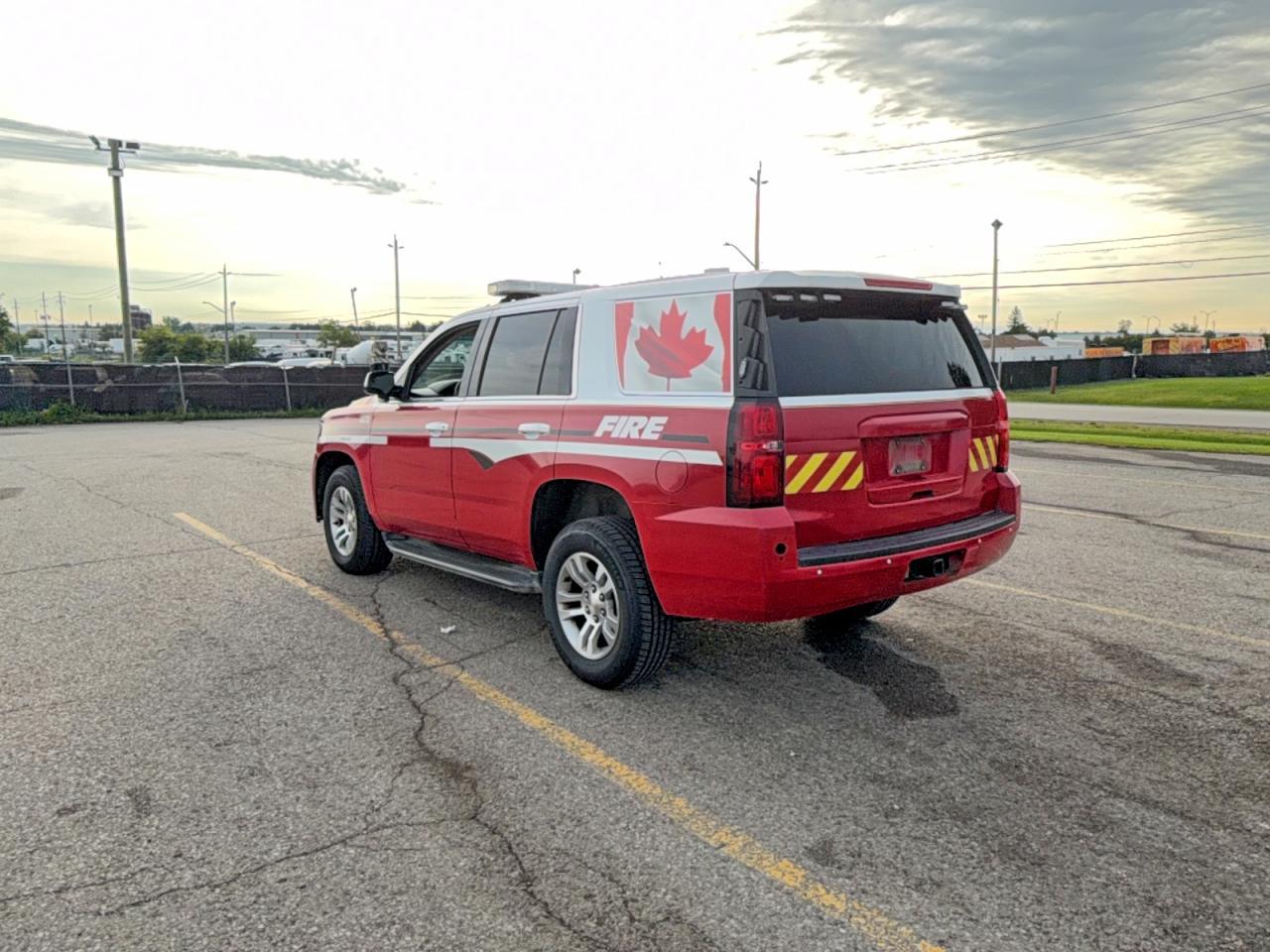 2019 Chevrolet Tahoe Special - zdjęcie 3