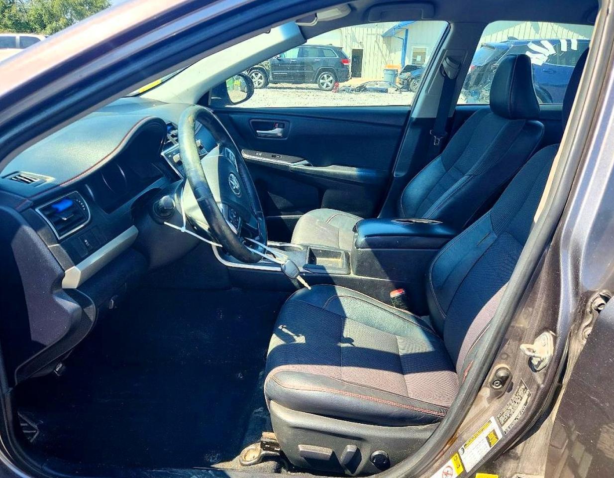 2017 Toyota Camry Se - zdjęcie 7