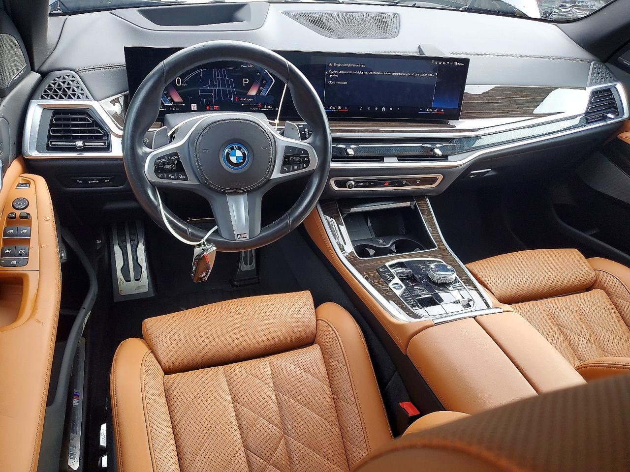 2024 BMW X5 xDrive50E - zdjęcie 8