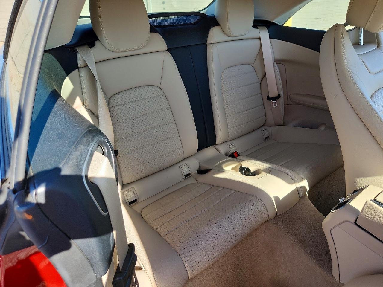 2018 Mercedes-Benz C 300 4Matic - zdjęcie 10