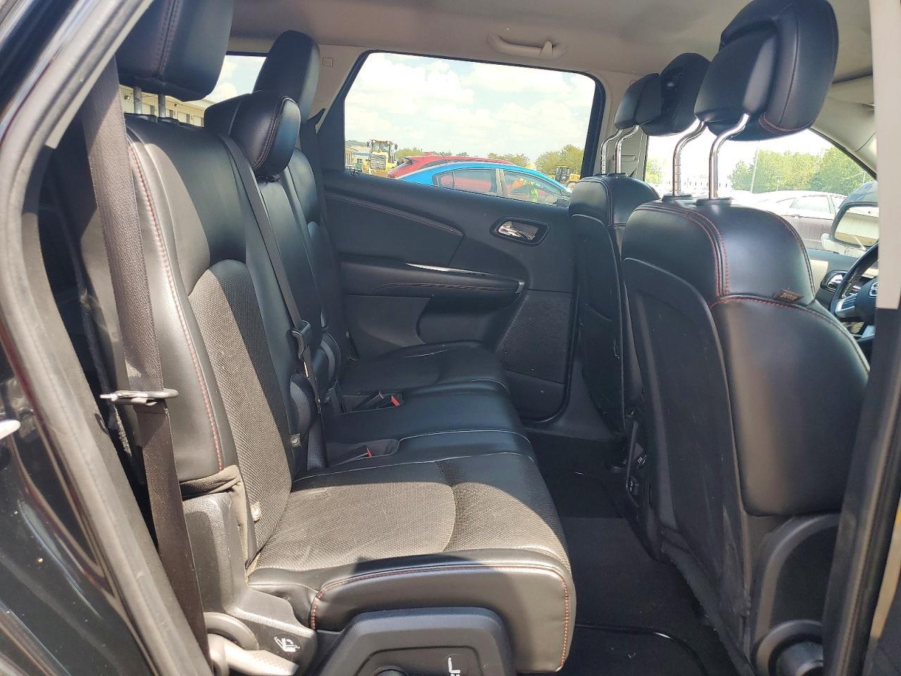 2014 Dodge Journey R/T - zdjęcie 11