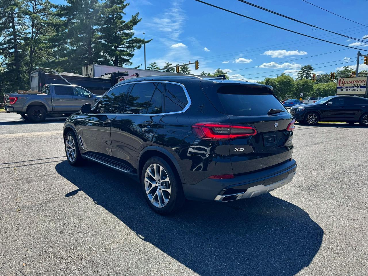 2019 BMW X5 xDrive50I - zdjęcie 3