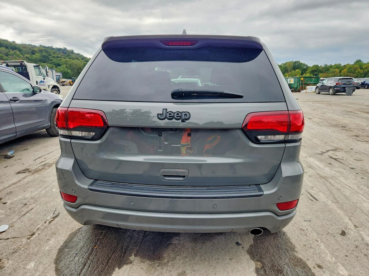 2020 Jeep Grand Cherokee Laredo - zdjęcie 6