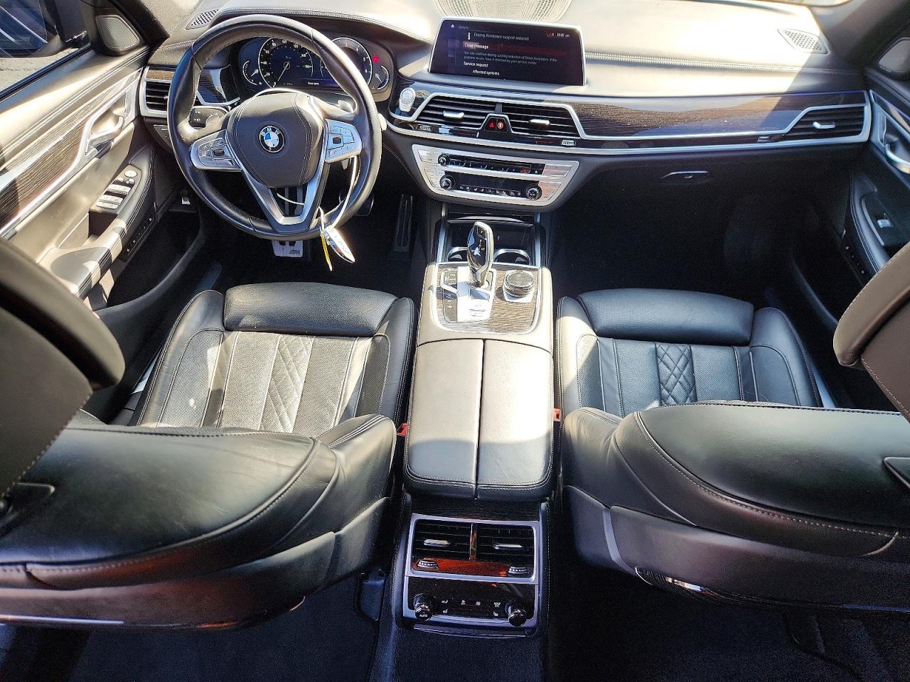 2019 BMW 750 I - zdjęcie 8