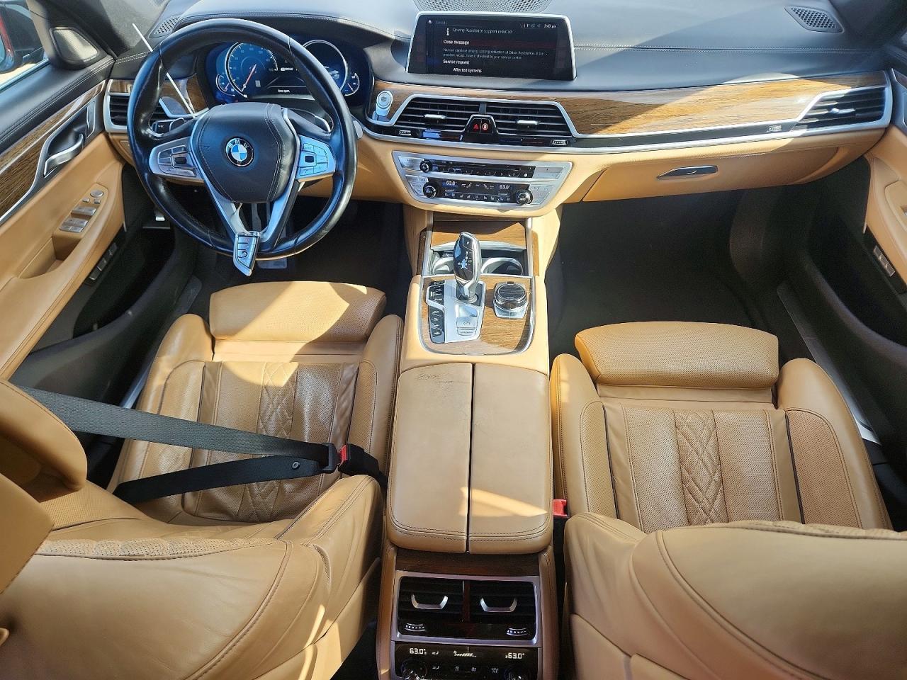 2018 BMW Seria 7 740e - zdjęcie 8