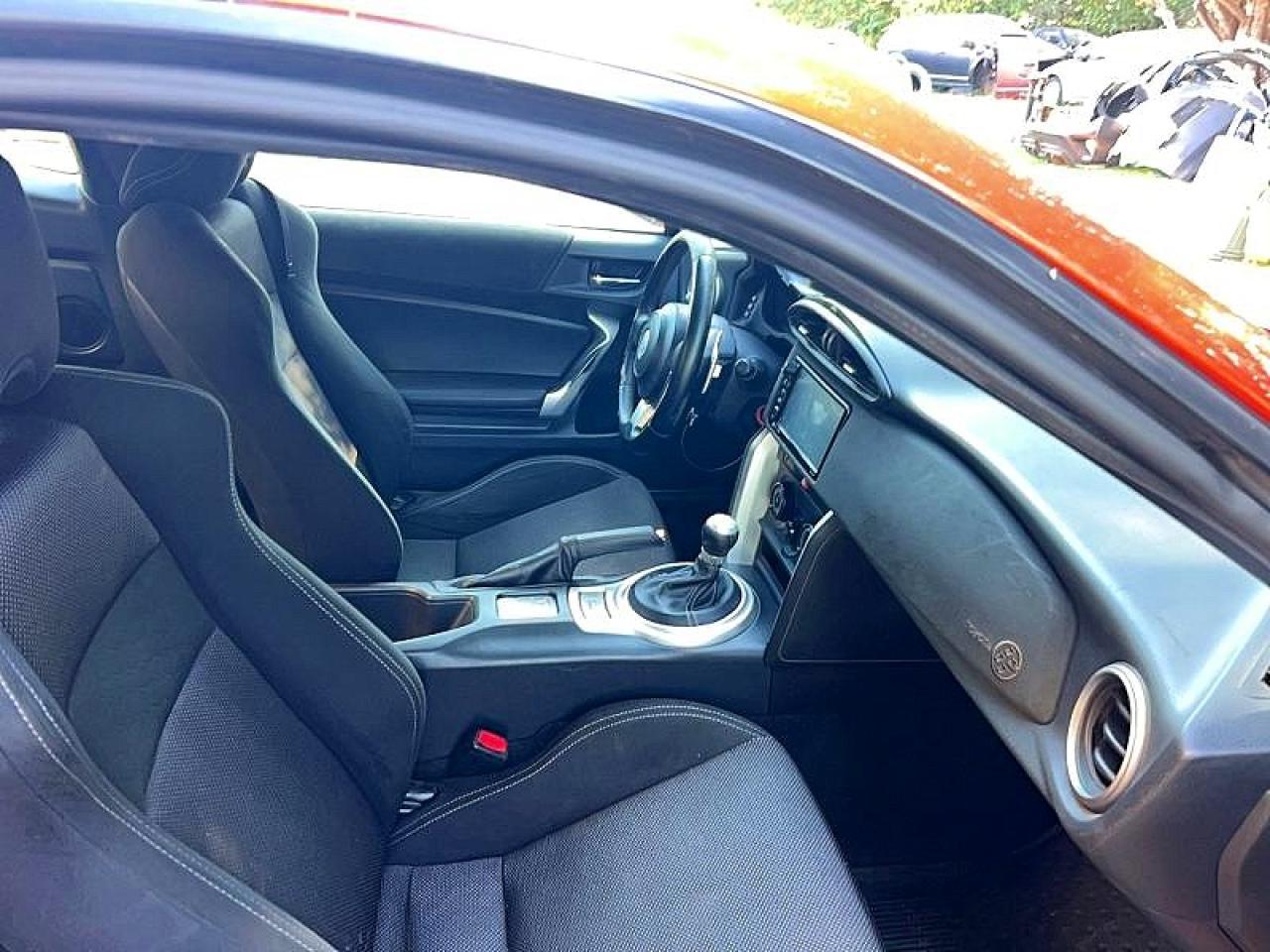 2017 Toyota 86 Base - zdjęcie 5