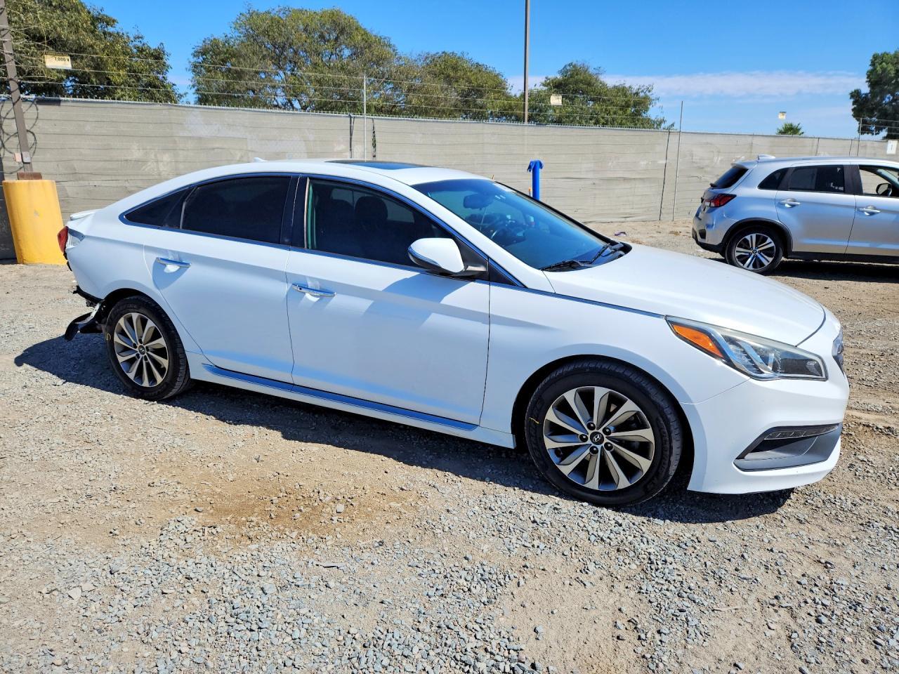 2016 Hyundai Sonata Sport - zdjęcie 4