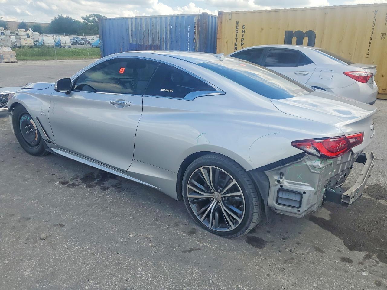 2019 Infiniti Q60 3.0T Luxe - zdjęcie 2