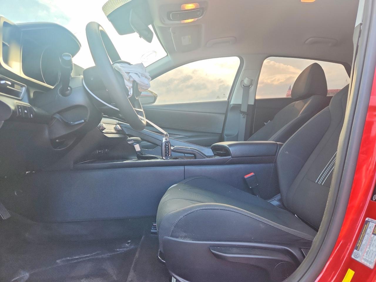 2021 Hyundai Elantra Sel - zdjęcie 7