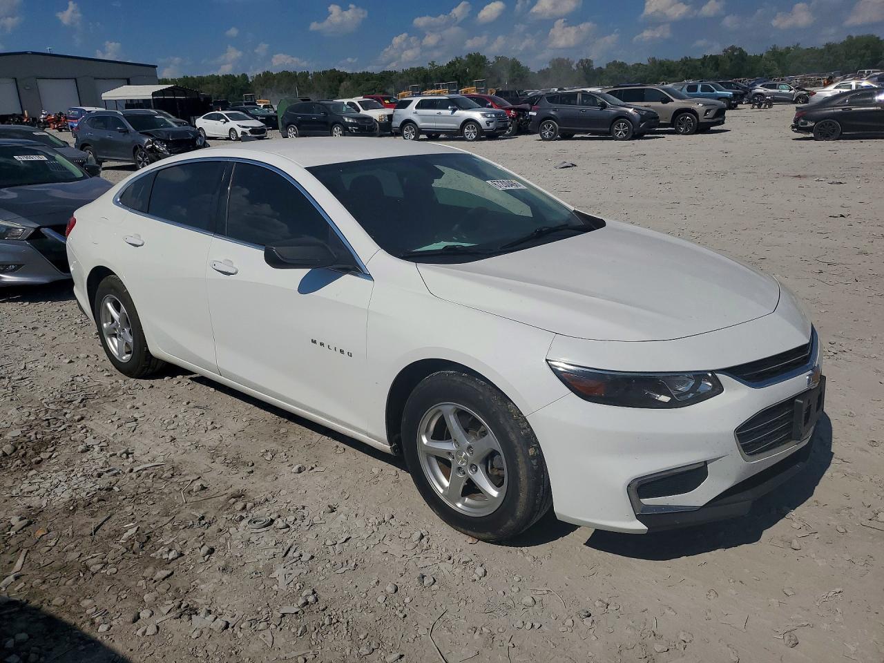 2017 Chevrolet Malibu Ls - zdjęcie 4