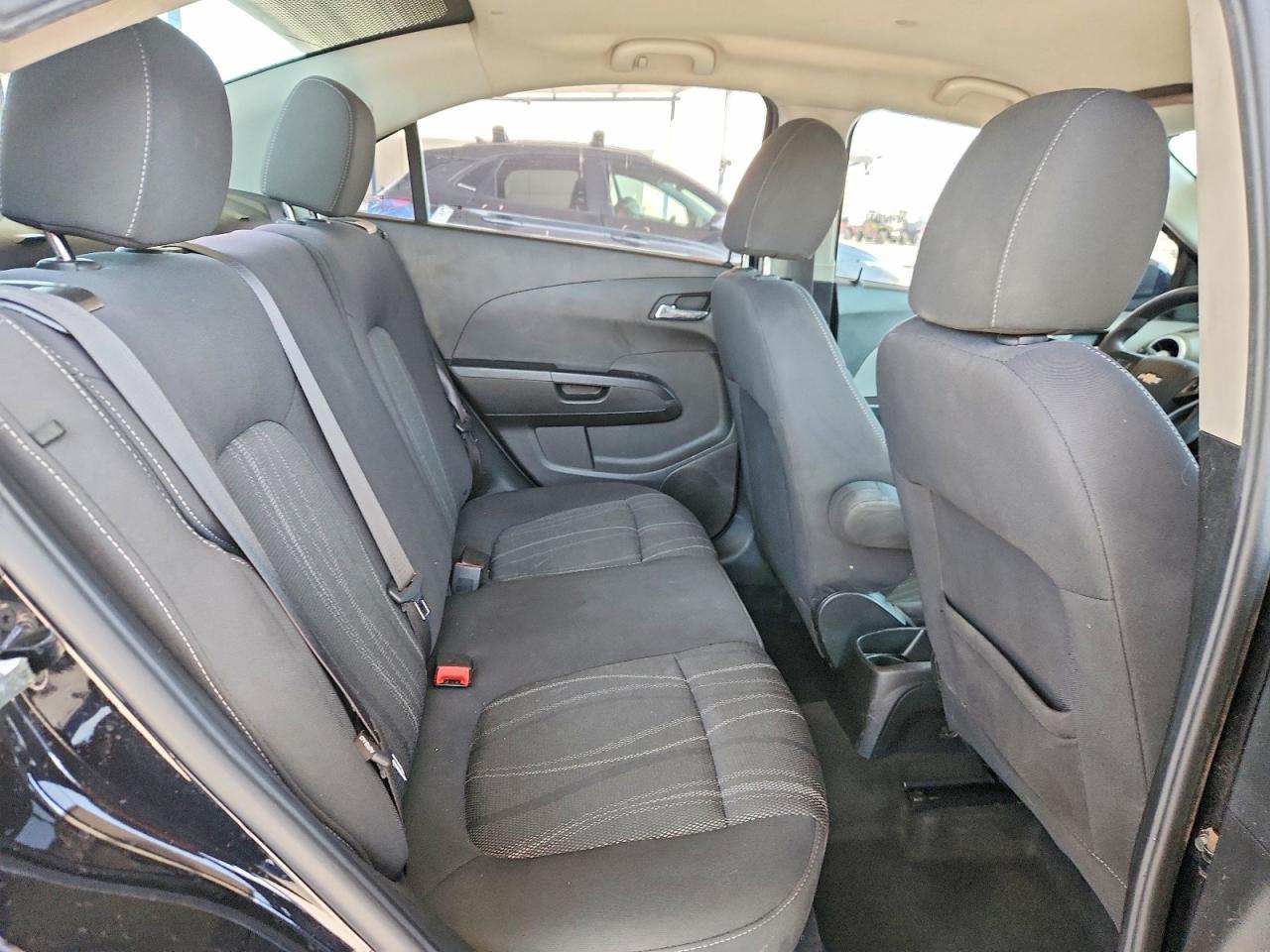 2019 Chevrolet Sonic Lt - zdjęcie 10