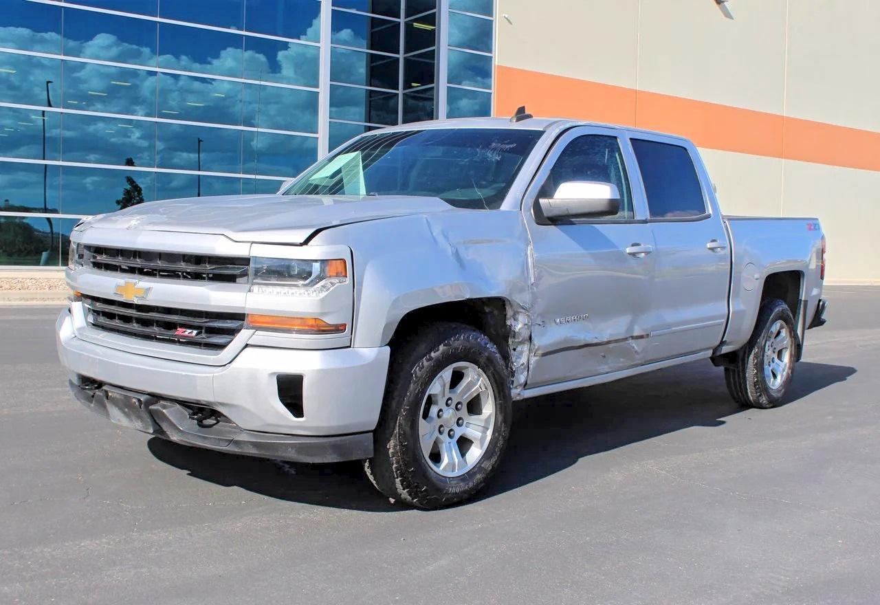 2018 Chevrolet Silverado K1500 Lt - zdjęcie 2