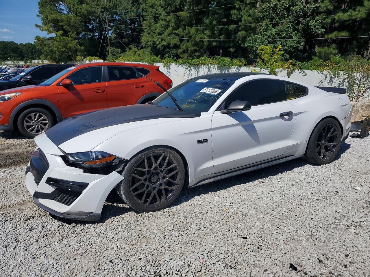 2019 Ford Mustang Gt - zdjęcie główne