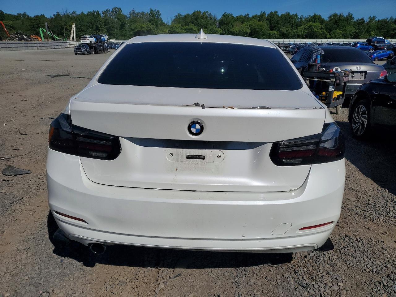 2018 BMW Seria 3 320i - zdjęcie 6
