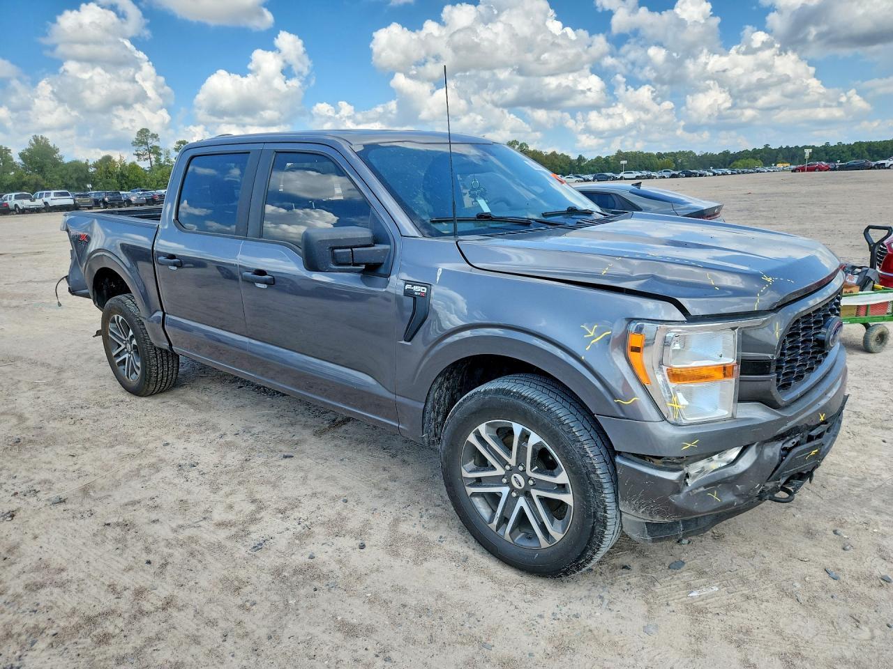2021 Ford F150 Supercrew - zdjęcie 4