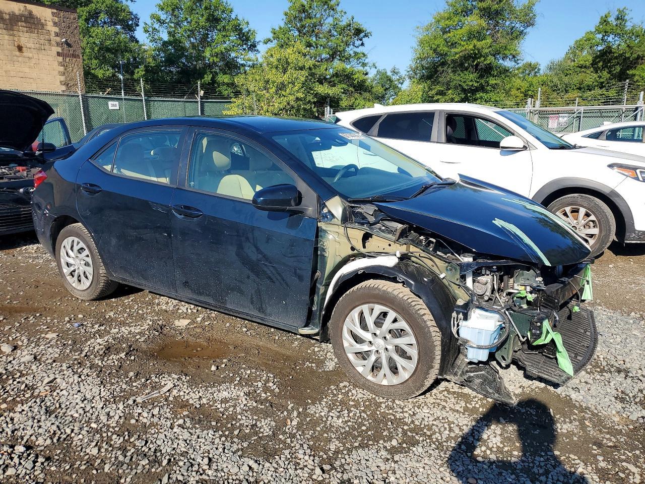 2017 Toyota Corolla Le - zdjęcie 4