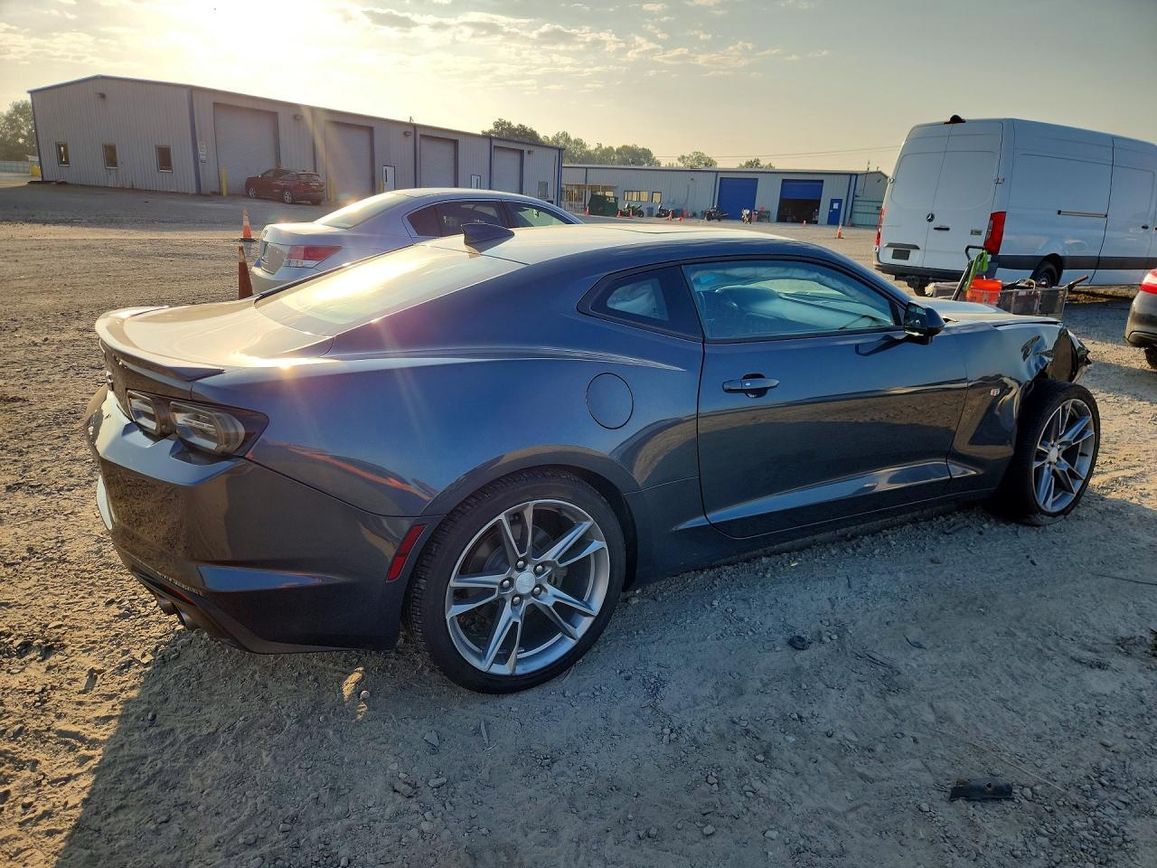 2019 Chevrolet Camaro Lt - zdjęcie 3