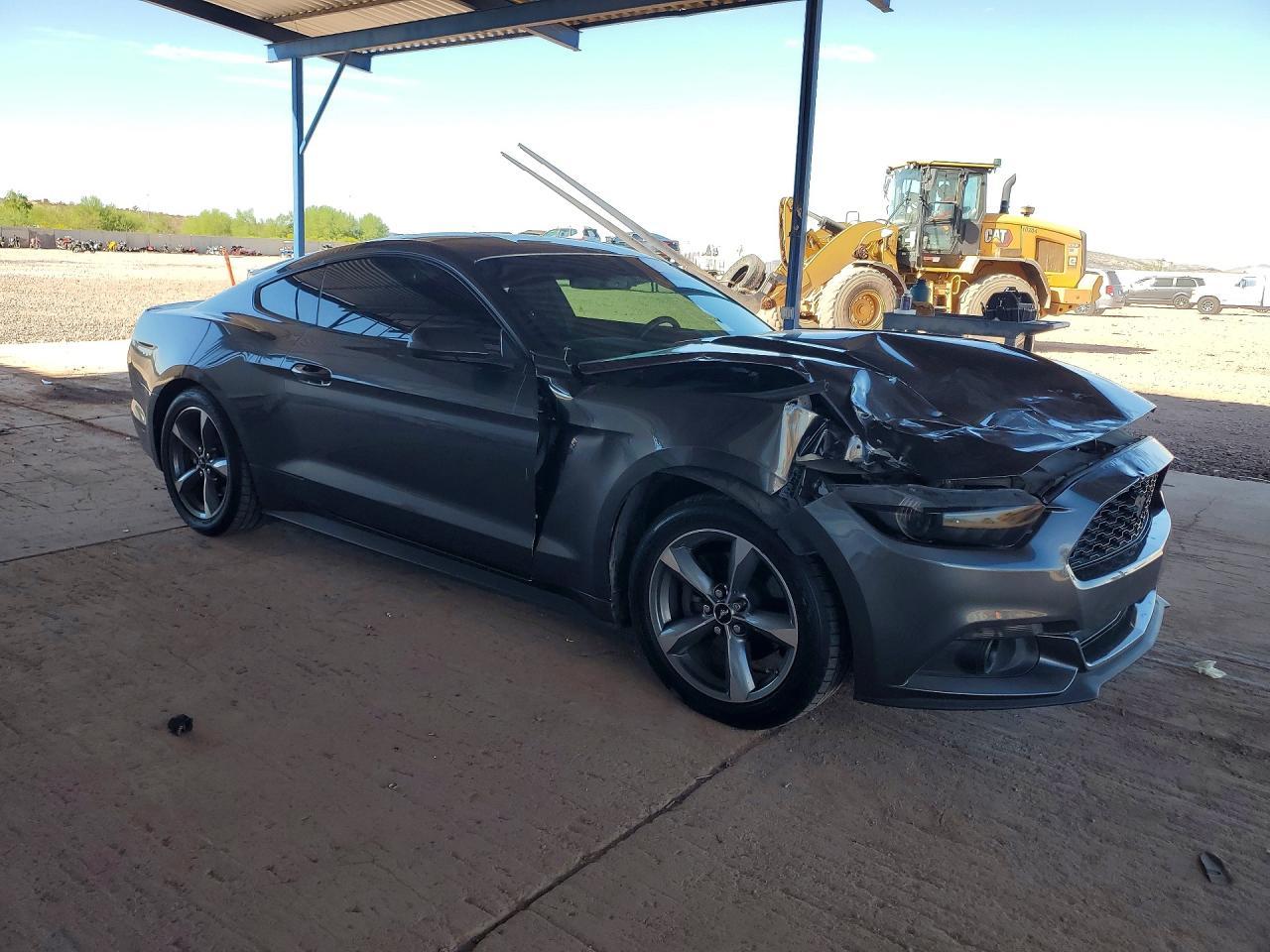 2016 Ford Mustang - zdjęcie 4