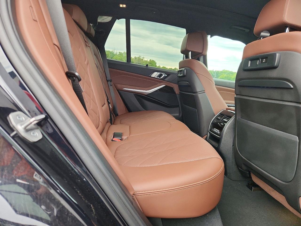 2023 BMW X5 xDrive45E - zdjęcie 11