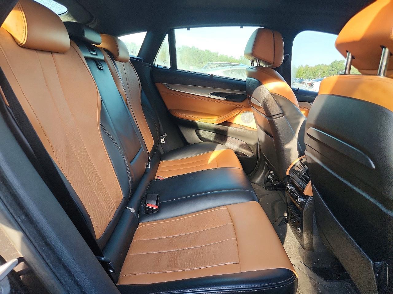2016 BMW X6 xDrive35I - zdjęcie 11