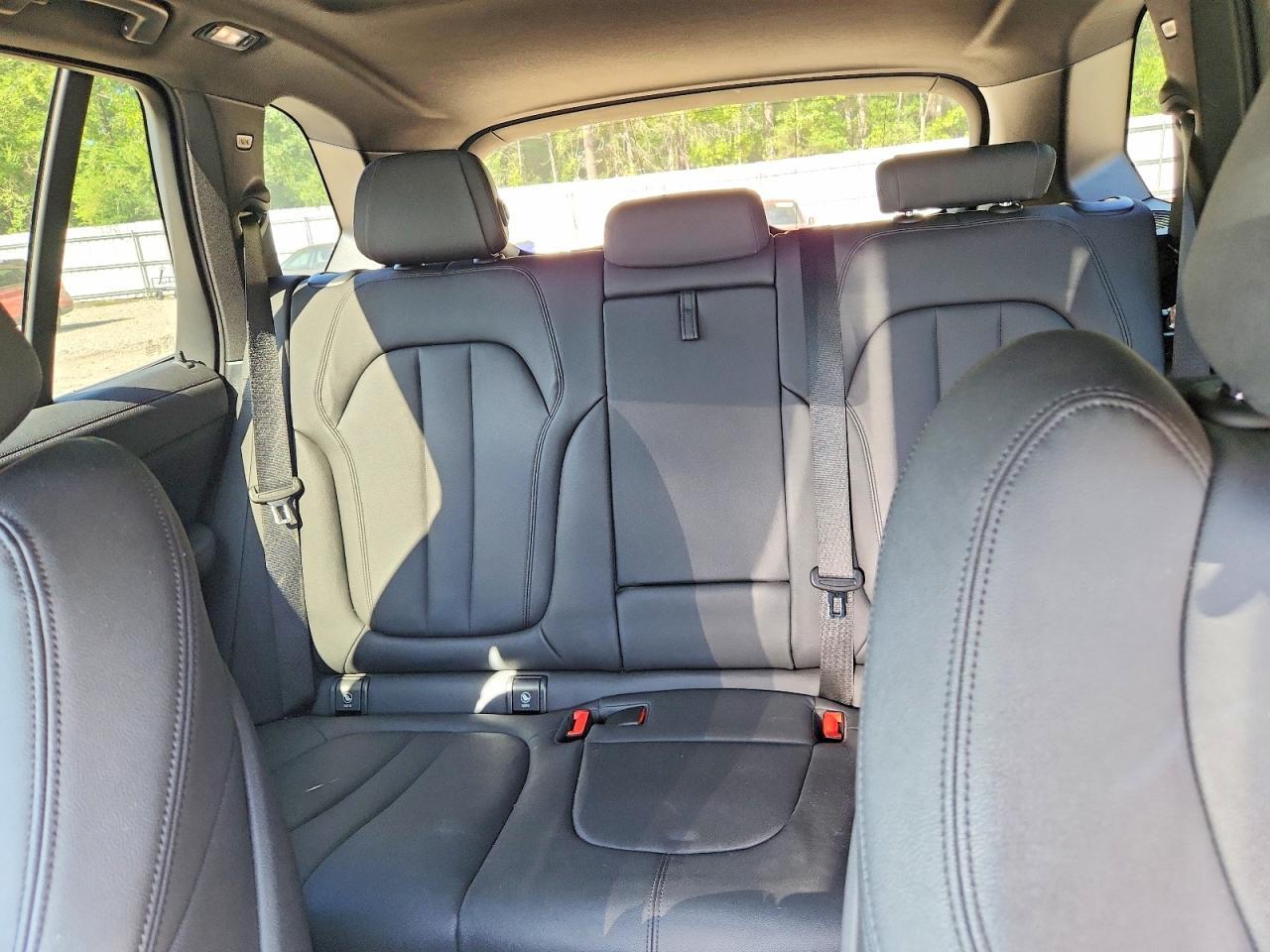 2019 BMW X5 xDrive40I - zdjęcie 10
