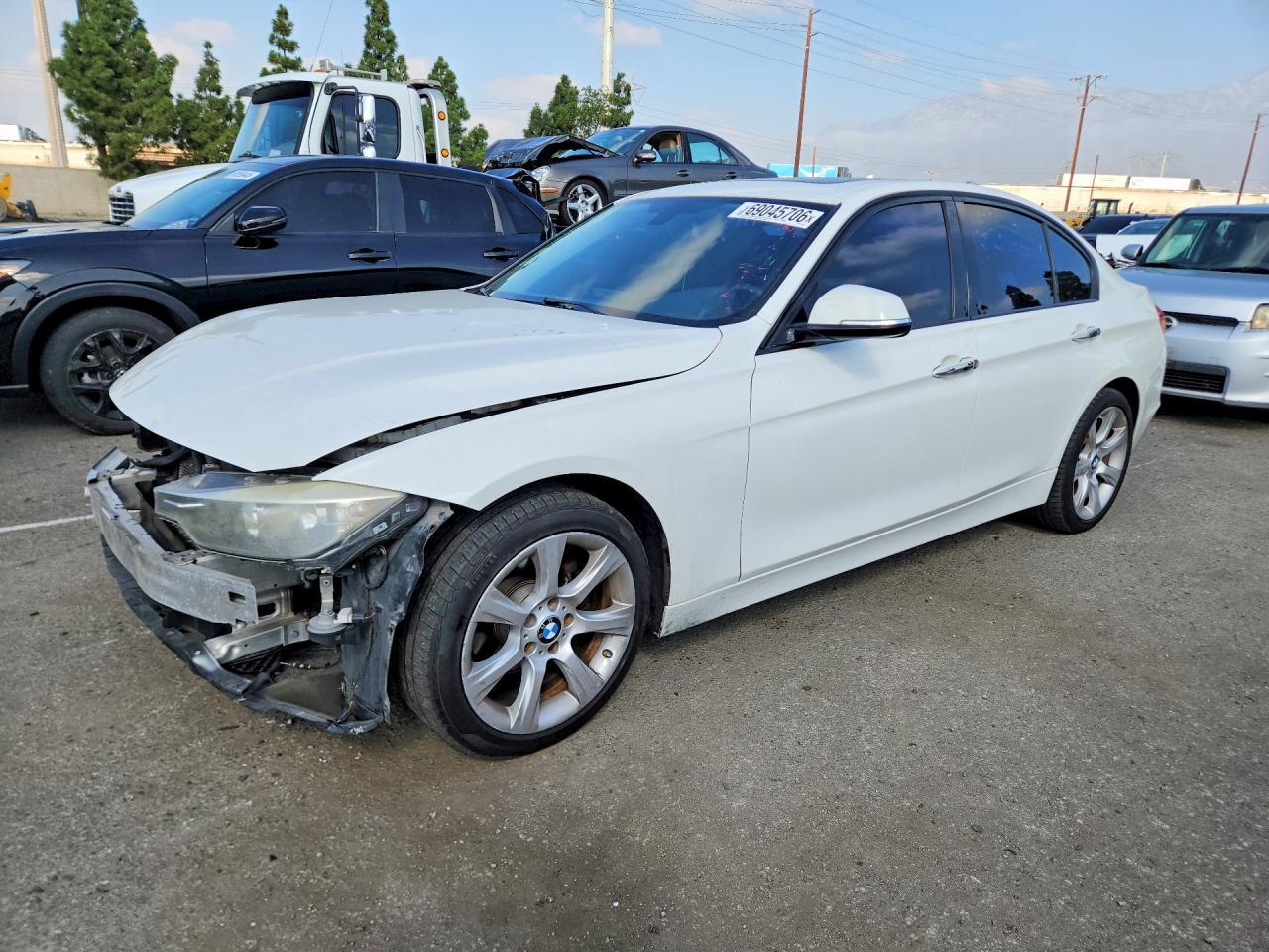 2015 BMW 320 I - zdjęcie główne