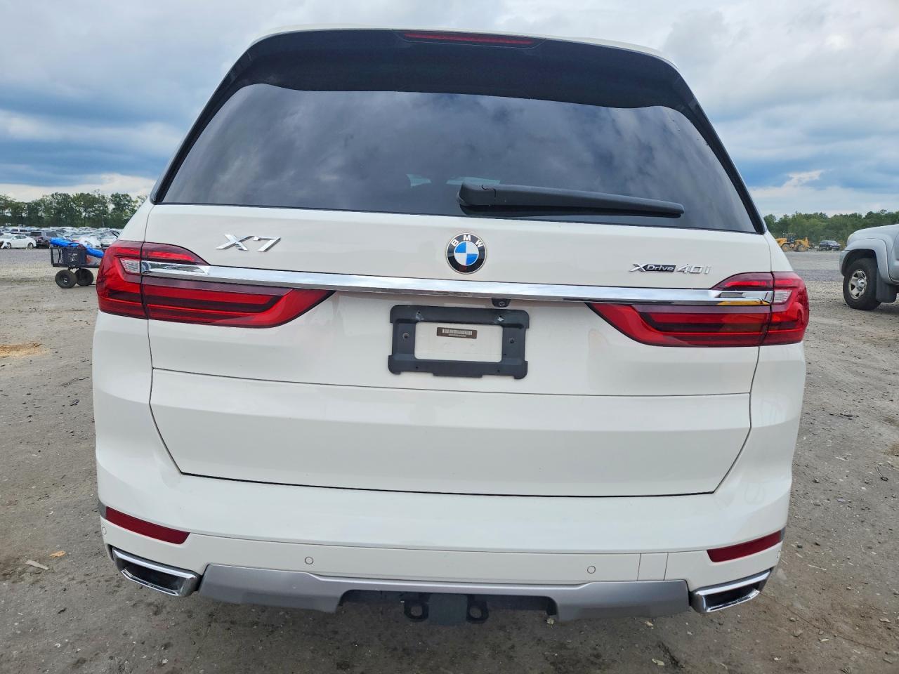 2020 BMW X7 xDrive40I - zdjęcie 6