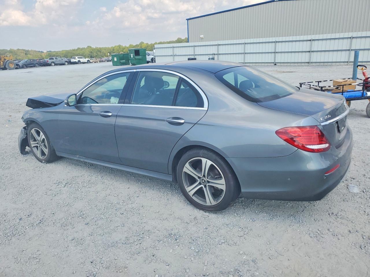 2020 Mercedes-Benz E 350 4Matic - zdjęcie 2