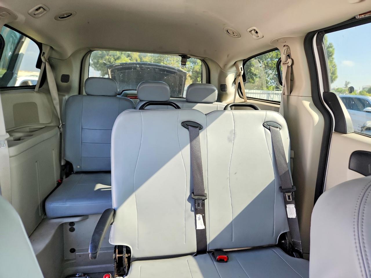2016 Dodge Grand Caravan Se - zdjęcie 10