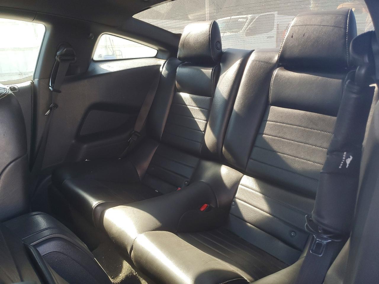 2014 Ford Mustang - zdjęcie 10